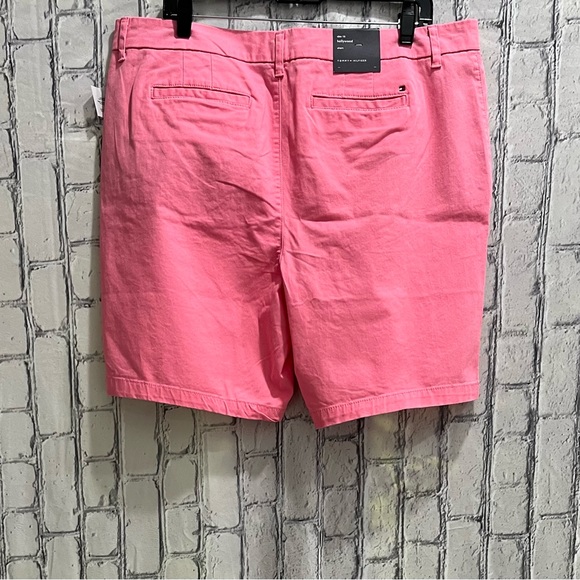 Tommy Hilfiger Size:16 Women Hollywood Short 9” Inseam Pink 97% Cotton - Picture 2 of 10